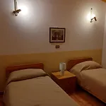 Dalla Mena 2*