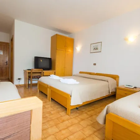 Dalla Mena Отель Romano D'Ezzelino