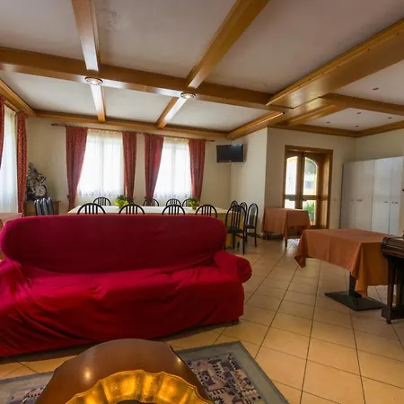 Dalla Mena Отель