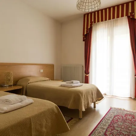 Отель Dalla Mena