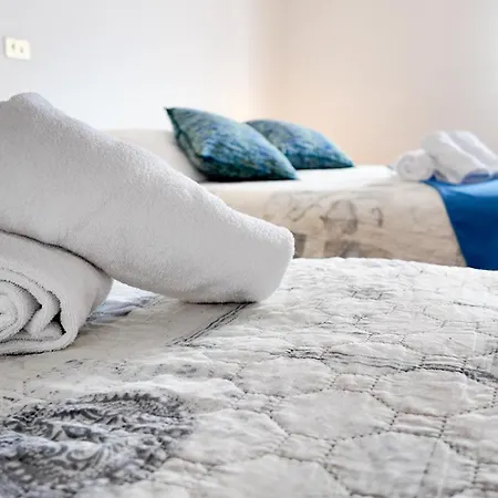 Dalla Mena Отель 2*