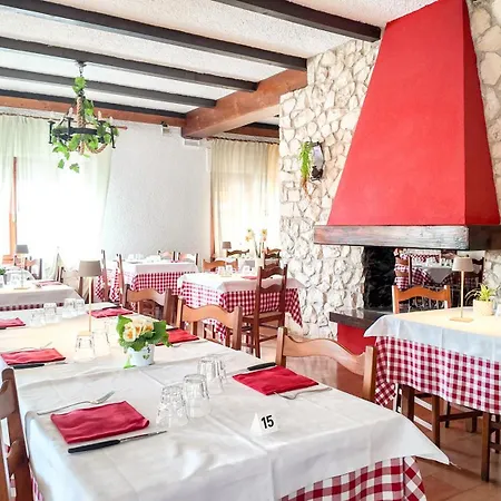 Hotel Dalla Mena 2*