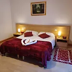 Hotel Dalla Mena 2*